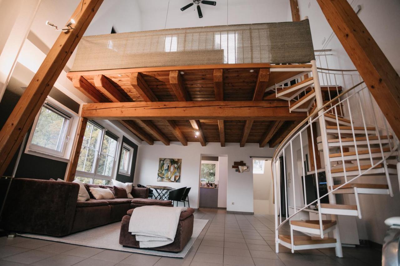 Eigenes Maisonettehaus In Idyllischer Lage Mit Balkon, Nahe Messe, 24H Self-Check In, Gratis Parken Schwabach Kültér fotó