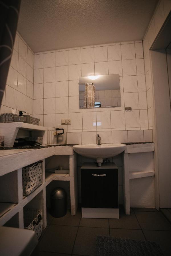 Eigenes Maisonettehaus In Idyllischer Lage Mit Balkon, Nahe Messe, 24H Self-Check In, Gratis Parken Schwabach Kültér fotó