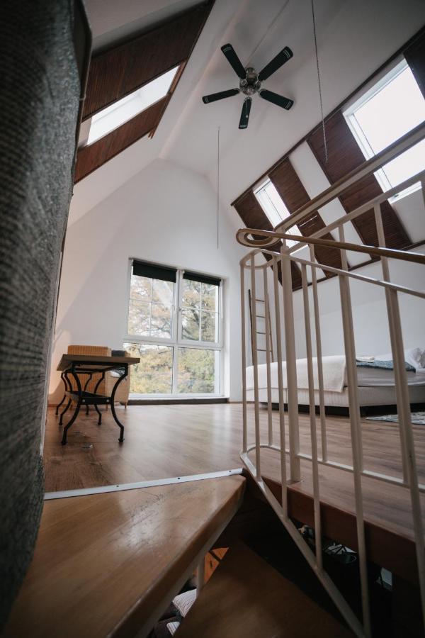 Eigenes Maisonettehaus In Idyllischer Lage Mit Balkon, Nahe Messe, 24H Self-Check In, Gratis Parken Schwabach Kültér fotó