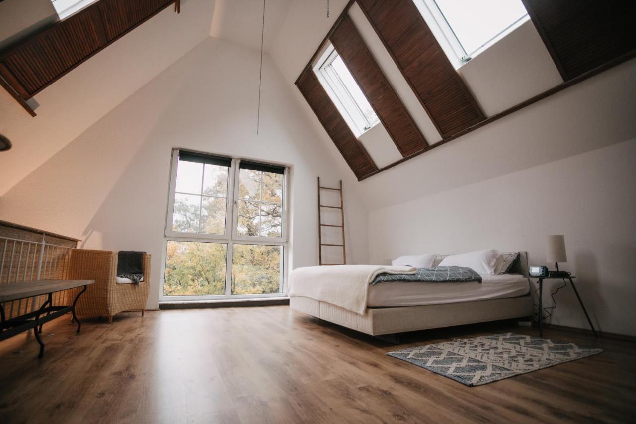 Eigenes Maisonettehaus In Idyllischer Lage Mit Balkon, Nahe Messe, 24H Self-Check In, Gratis Parken Schwabach Kültér fotó