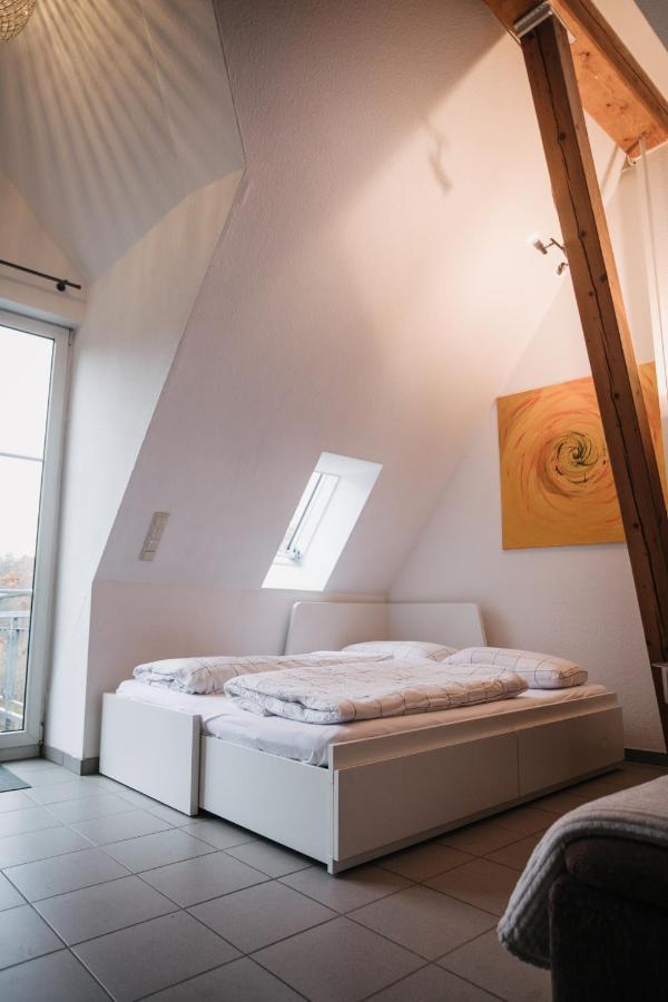 Eigenes Maisonettehaus In Idyllischer Lage Mit Balkon, Nahe Messe, 24H Self-Check In, Gratis Parken Schwabach Kültér fotó