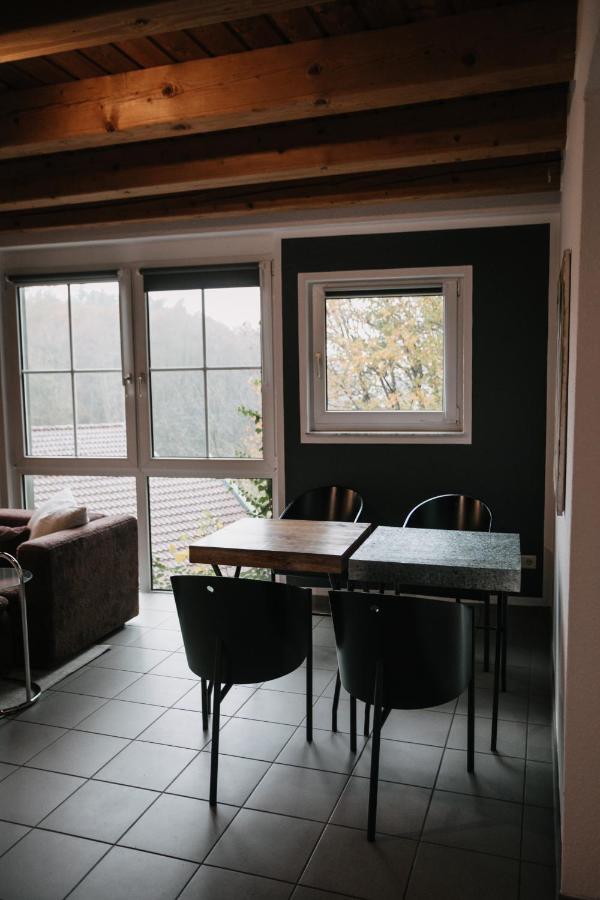 Eigenes Maisonettehaus In Idyllischer Lage Mit Balkon, Nahe Messe, 24H Self-Check In, Gratis Parken Schwabach Kültér fotó