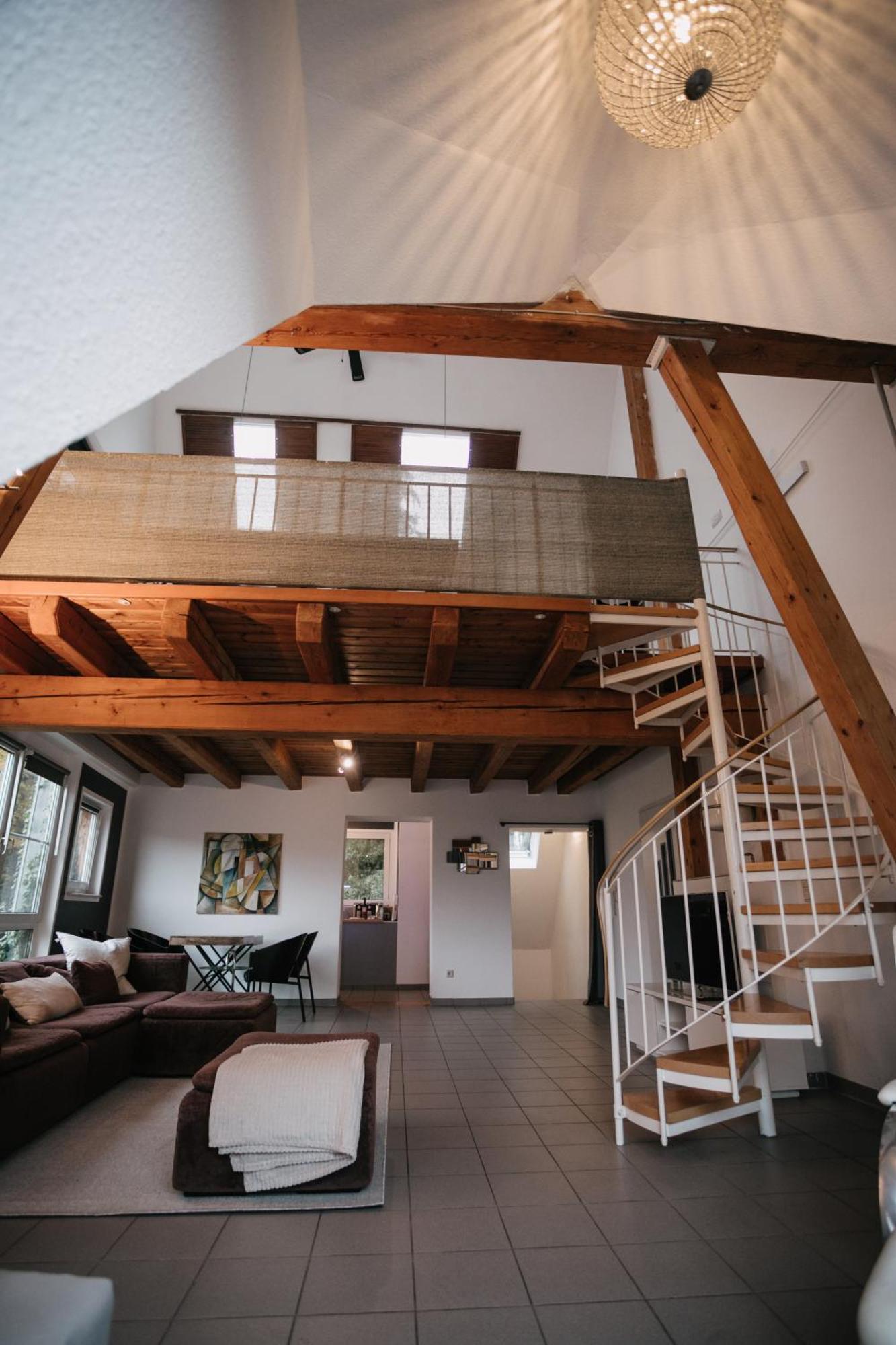 Eigenes Maisonettehaus In Idyllischer Lage Mit Balkon, Nahe Messe, 24H Self-Check In, Gratis Parken Schwabach Kültér fotó