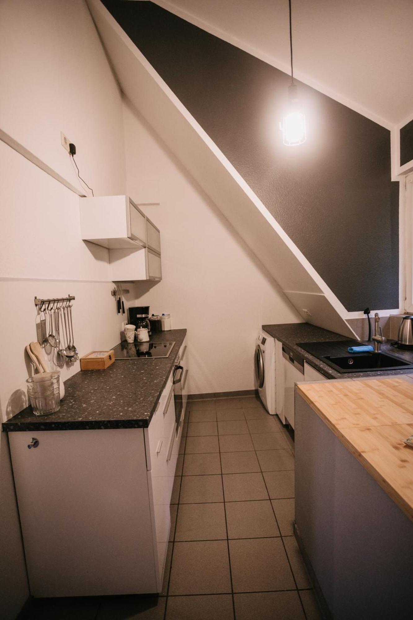 Eigenes Maisonettehaus In Idyllischer Lage Mit Balkon, Nahe Messe, 24H Self-Check In, Gratis Parken Schwabach Kültér fotó