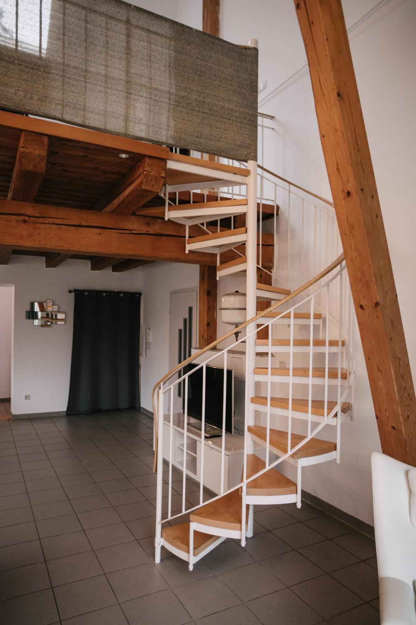 Eigenes Maisonettehaus In Idyllischer Lage Mit Balkon, Nahe Messe, 24H Self-Check In, Gratis Parken Schwabach Kültér fotó